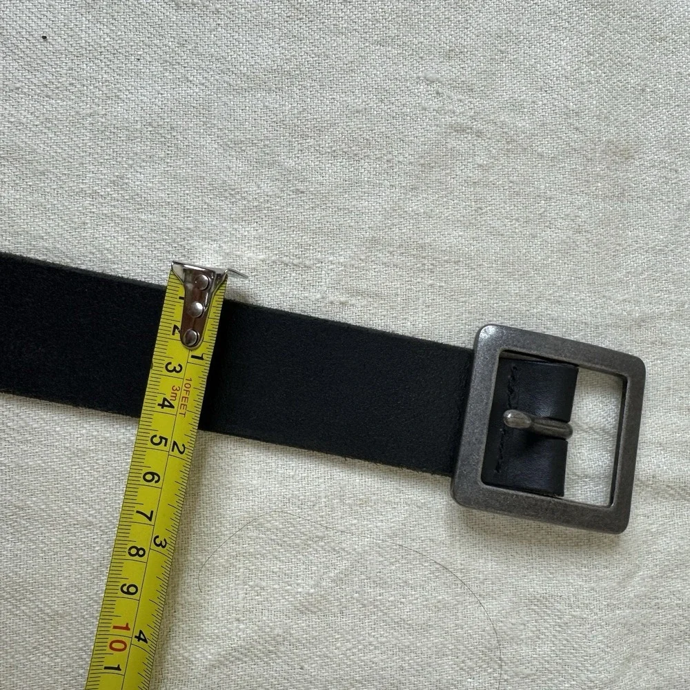 Black Genuine Leather Belt Men's Size M Made in USA Silver Buckle Square 40